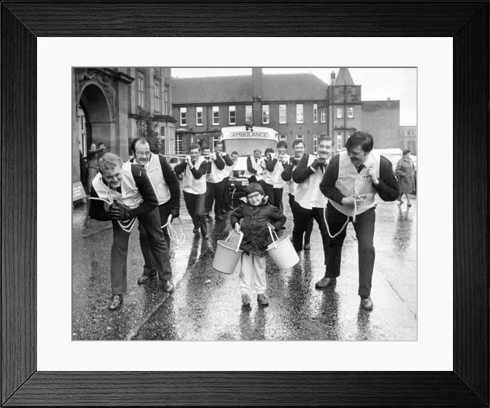 Framed Print : Ambulancemen pulled a ambulance between Wideopen and the Royal Victoria Infirmary raising