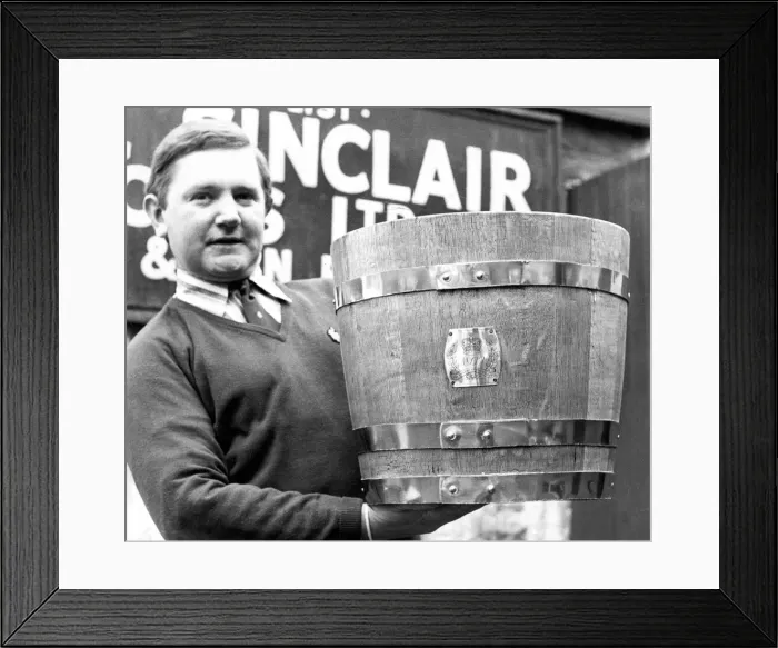Framed Print : One of the ornamental tubs made by coopers Sinclair & Sons which due to the dwindling Framed Print : One of the ornamental tubs made by coopers Sinclair & Sons which due to the dwindling