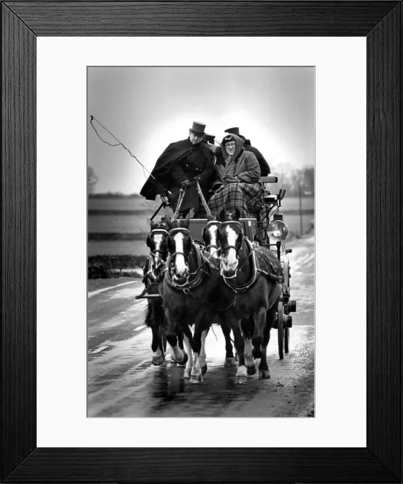 Framed Print : A coach party on its way to Dotheboys Hall in Bowes