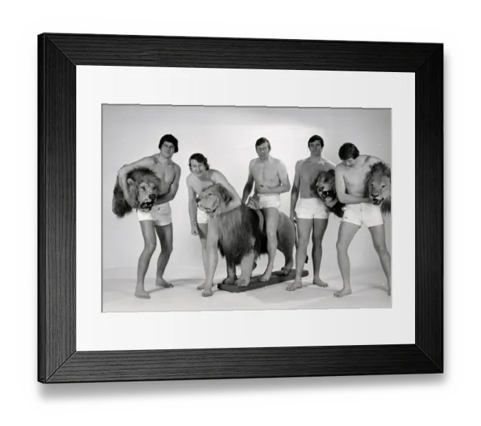 Framed Print : Members of the British Lions rugby union team about to tour New Zealand for test matches Framed Print : Members of the British Lions rugby union team about to tour New Zealand for test matches