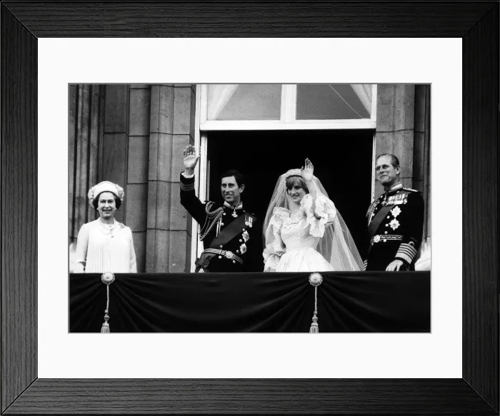 Framed Print : Prince Charles and Lady Diana Spencer with Queen Elizabeth II Framed Print : Prince Charles and Lady Diana Spencer with Queen Elizabeth II