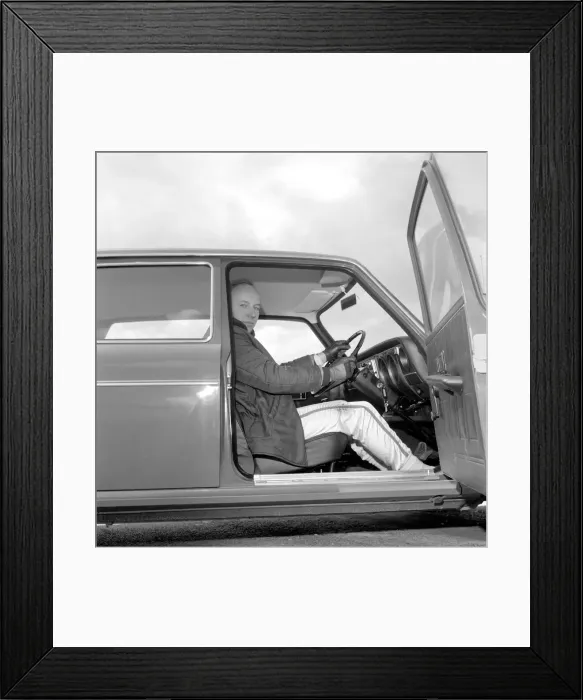 Framed Print : John Surtees gives the new Austin Maxi the once over the Thruxton Motor Circuit, Hants