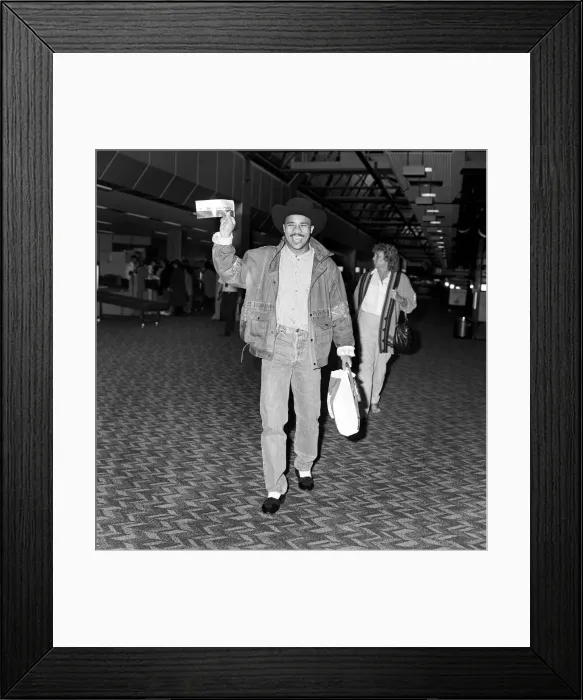 Framed Print : Boxer: Lloyd Honeyghan. March 1987 LDN-87-223 Framed Print : Boxer: Lloyd Honeyghan. March 1987 LDN-87-223