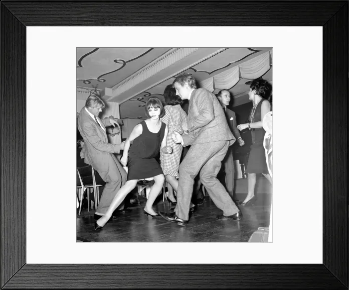 Framed Print : A new dance which is the rage in America has now come to London Framed Print : A new dance which is the rage in America has now come to London