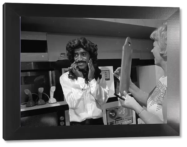 Sammy Davis Jnr filming One More Time in a black wig. 18th July 1969