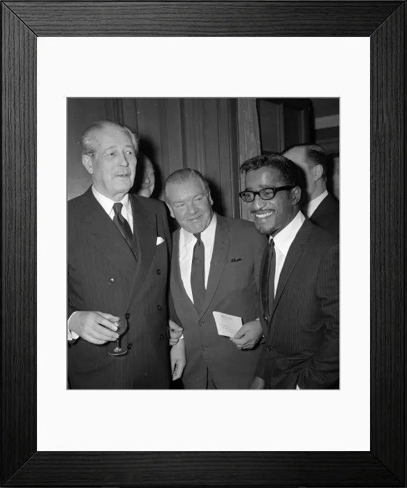 Framed Print : Sammy Davis Jnr at a Variety Club Luncheon. 8th May 1963. R3579 Framed Print : Sammy Davis Jnr at a Variety Club Luncheon. 8th May 1963. R3579