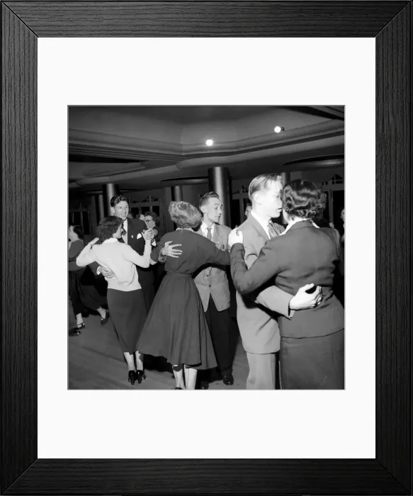 Framed Print : Billy Butlins only hotel venture, the Ocean Hotel in Brighton Framed Print : Billy Butlins only hotel venture, the Ocean Hotel in Brighton