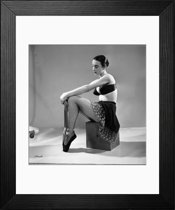 Framed Print : Ballet dancer Iris Pola Kora. December 1953 D7303 Framed Print : Ballet dancer Iris Pola Kora. December 1953 D7303