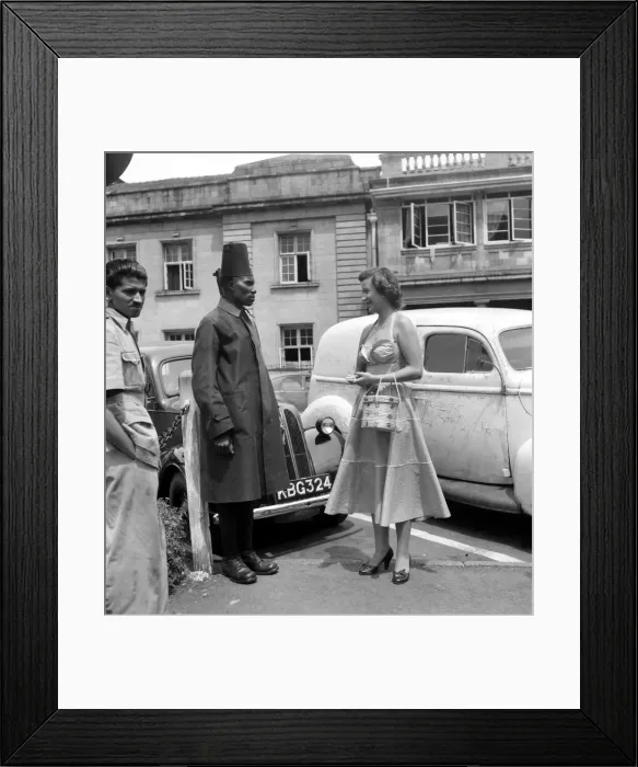 Framed Print : Women of the ex-pat community attending a fashion show in Nairobi, Kenya Framed Print : Women of the ex-pat community attending a fashion show in Nairobi, Kenya