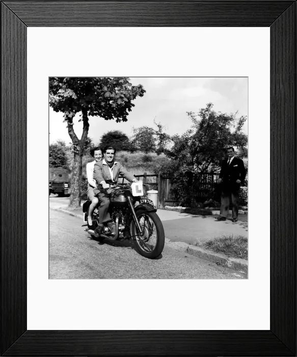 Framed Print : World Speedway Champion Freddie Williams seen here learning to ride his bike on the road