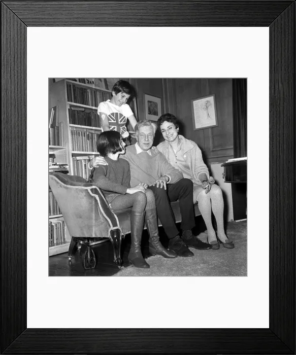 Framed Print : Mr Cecil Day-Lewis is named as the Poet Laureate. OPS him at his home with his wife Framed Print : Mr Cecil Day-Lewis is named as the Poet Laureate. OPS him at his home with his wife