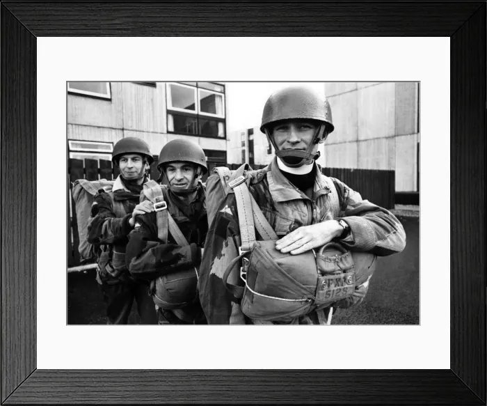 Framed Print : Three Red Devils'from the Army Parachute Brigade went on parade Framed Print : Three Red Devils'from the Army Parachute Brigade went on parade