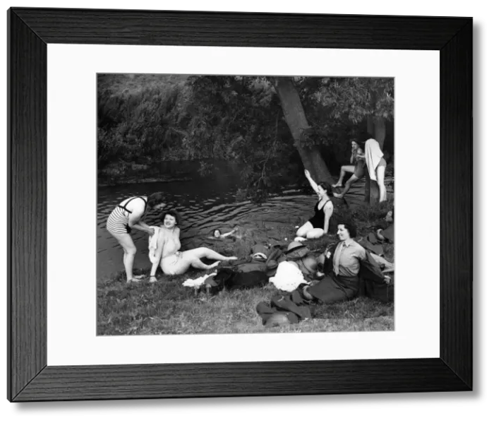 Framed Print : World War II Women: Members of the ATS seen here bathing and sun bathing by a river Framed Print : World War II Women: Members of the ATS seen here bathing and sun bathing by a river