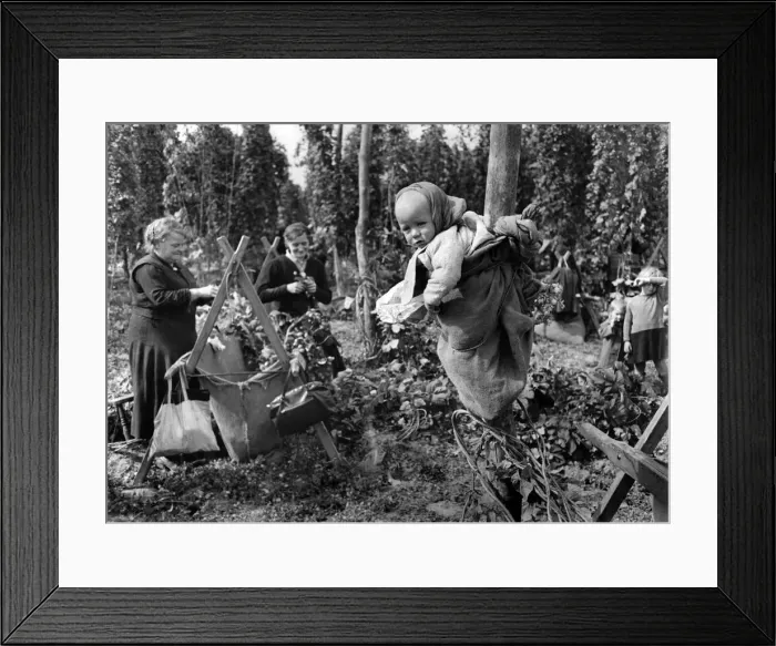 Framed Print : Trust the Eastenders to keep their kids out of mischief in a very hands on way Framed Print : Trust the Eastenders to keep their kids out of mischief in a very hands on way
