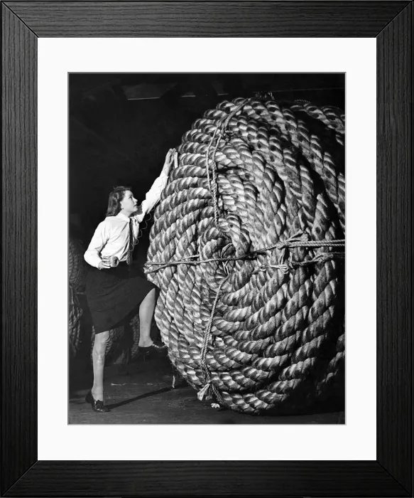 Framed Print : A huge coil of rope weighing 30tons and 720 feet in length