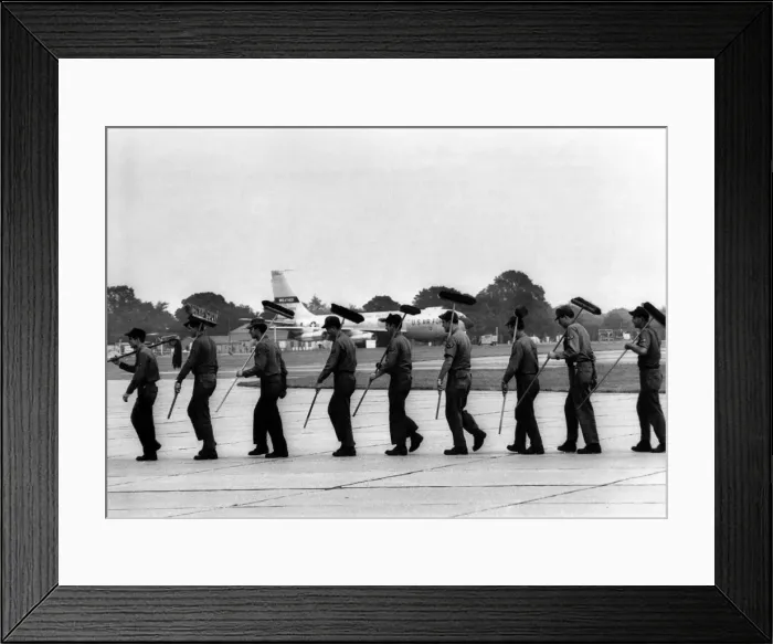 Framed Print : American President Mr. Richard Nixon culminated his lightning round-the-world trip with a Framed Print : American President Mr. Richard Nixon culminated his lightning round-the-world trip with a