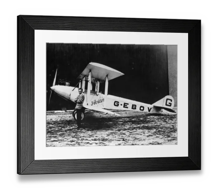 Framed Print : Squadron Leader Bert Hinkler, pictured beside his Avro 581E Avian February 1928