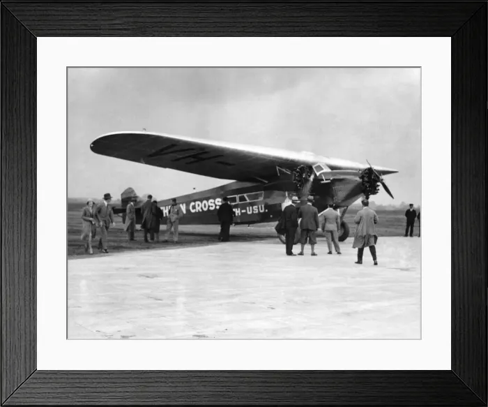 Framed Print : The Southern Cross, the three-engine Fokker VII-3m made the first crossing of the Pacific