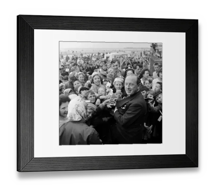 Framed Print : Harry Corbett and Sooty mobbed by fans at the Daily Mirror Beach party. August 1958