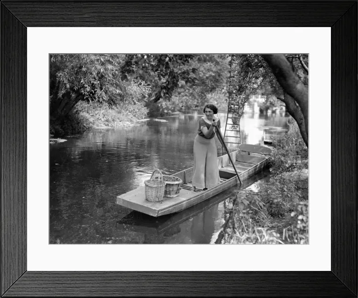 Framed Print : Mrs Page Smith and companions seen here at Island House, Longford, Middlesex Framed Print : Mrs Page Smith and companions seen here at Island House, Longford, Middlesex