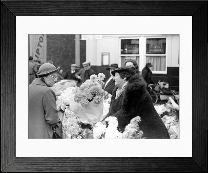 Framed Print : The flower stall in Kingston Market Circa 1936