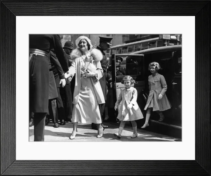 Framed Print : Queen Elizabeth arrives at the Royal Tournament at Olympia