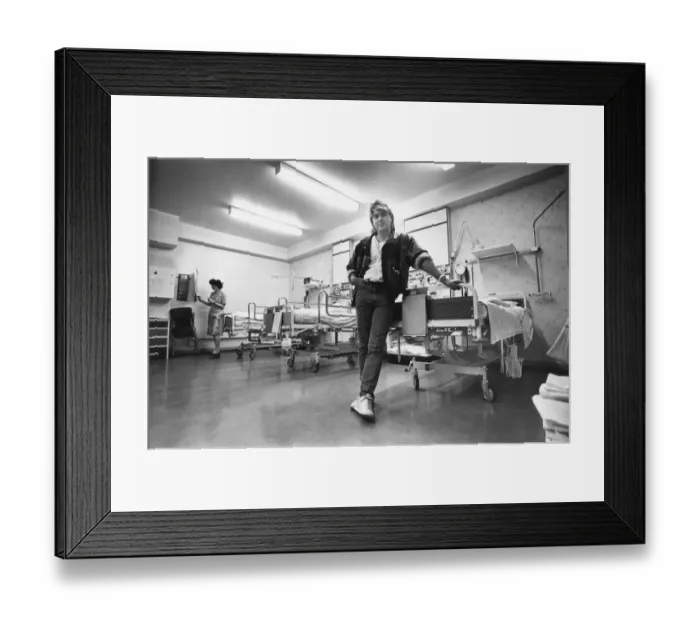 Framed Print : Members of Bucks Fizz - Mike Nolan in the new high dependncy unit at Newcastle