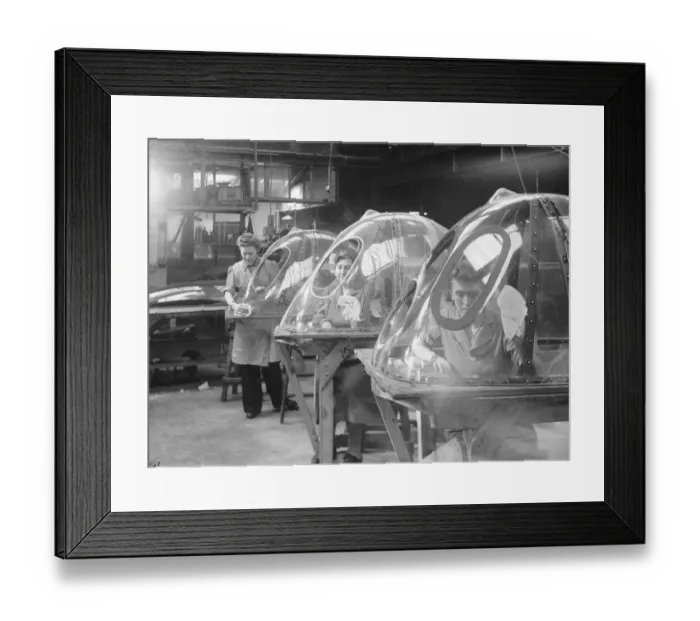 Framed Print : The work force of Eagle Components Ltd, Newnes Factory, Portsmouth Road, Thames Ditton Framed Print : The work force of Eagle Components Ltd, Newnes Factory, Portsmouth Road, Thames Ditton