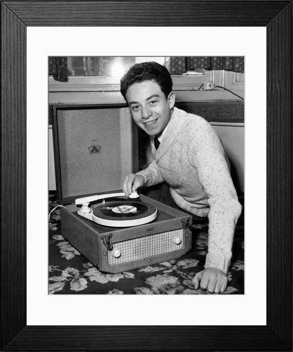 Framed Print : Ian Vins. April 1962 P009803