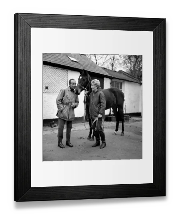 Framed Print : Mrs. Madge Hamilton, who is married to an American, is back in England to help her father Framed Print : Mrs. Madge Hamilton, who is married to an American, is back in England to help her father