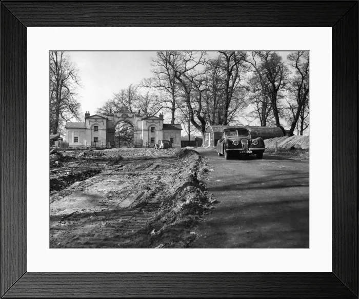 Framed Print : Racing track for Cheshire. April 1953 P009551 Framed Print : Racing track for Cheshire. April 1953 P009551