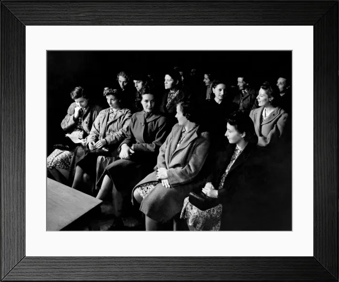 Framed Print : University College Hospital. Miss Neilson, Mothers to be Framed Print : University College Hospital. Miss Neilson, Mothers to be