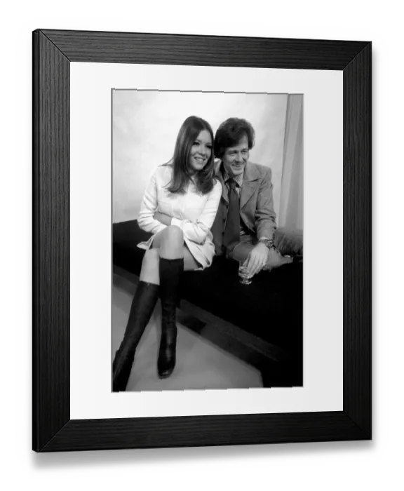 Framed Print : Diana Rigg and Robert Culp who star in the television drama Married Alive written by John
