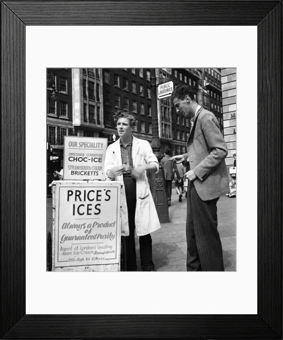 Framed Print : A Cockney earns his Living: Hes the most popular person in this present heat wave Framed Print : A Cockney earns his Living: Hes the most popular person in this present heat wave