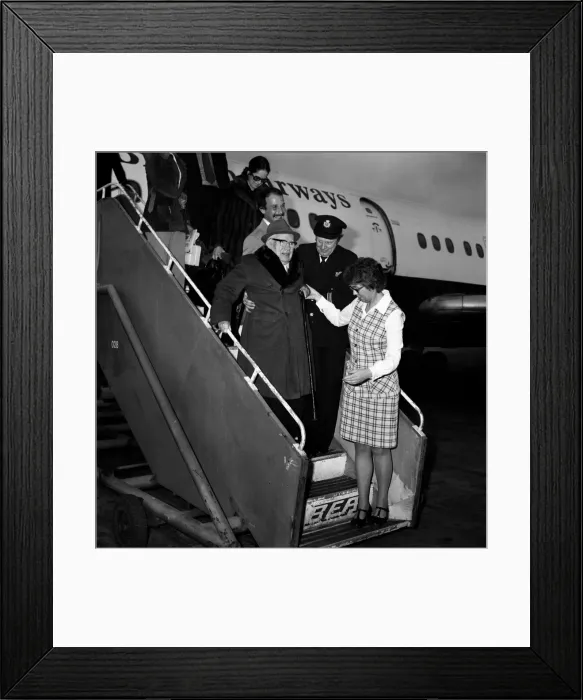 Framed Print : L. A. P. Charles Chaplin. March 1975 75-01193-003 Framed Print : L. A. P. Charles Chaplin. March 1975 75-01193-003