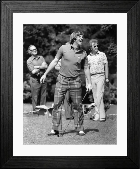 Framed Print : English crickets latest super-star'Ian Botham relaxed playing golf