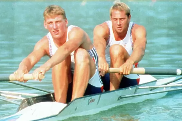 Olympic Games 1992 Barcelona Mathew Pinsent and Steve Redgrave win the coxless two