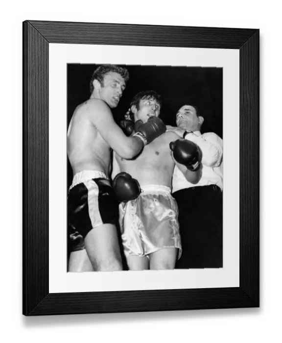 Framed Print : Boxer Johnny Prescott (Centre). January 1970 P005385