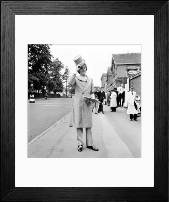 Framed Print : Man tipping hsi hat on the first day of Royal Ascot June 1970 70-05824-002 Framed Print : Man tipping hsi hat on the first day of Royal Ascot June 1970 70-05824-002