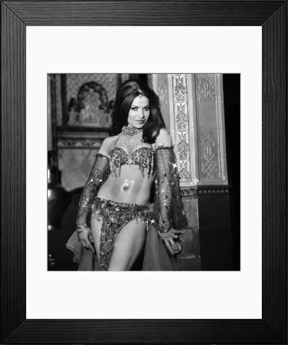 Framed Print : Belly Dancer Soraya Ravensdale. December 1974 74-7550-013