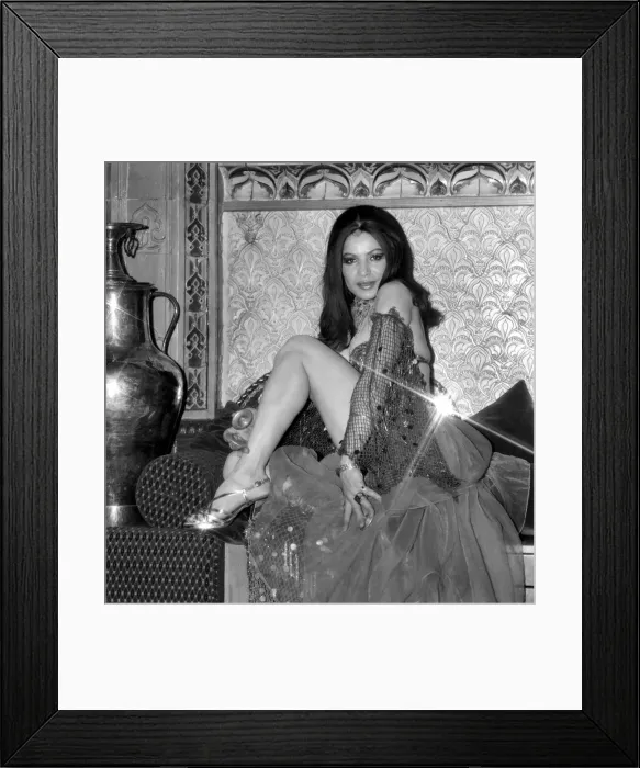 Framed Print : Belly Dancer Soraya Ravensdale. December 1974 74-7550-003