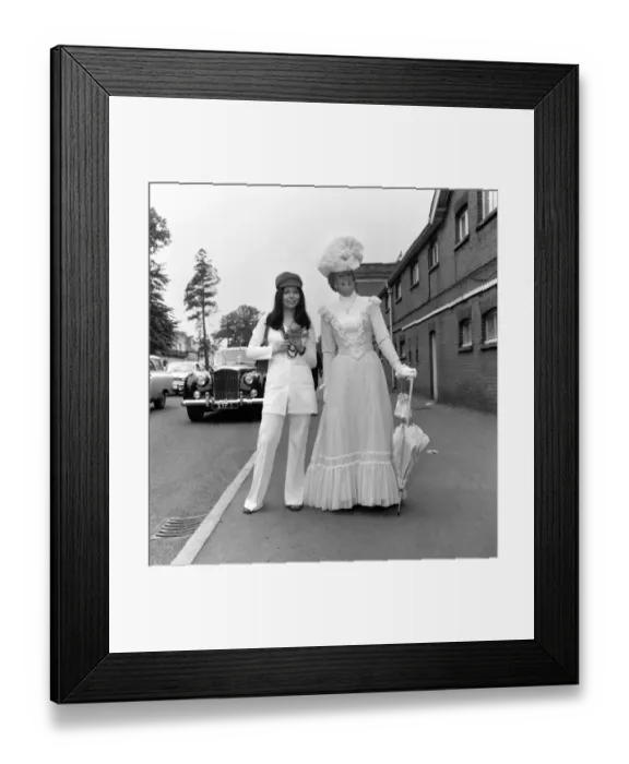 Framed Print : Women dressed up on the first day of Royal Ascot June 1970 70-05824-003