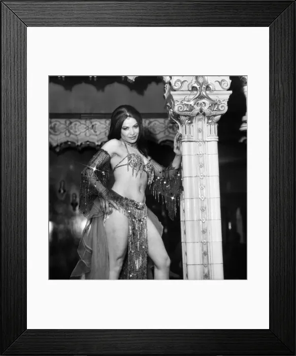 Framed Print : Belly Dancer Soraya Ravensdale. December 1974 74-7550-005