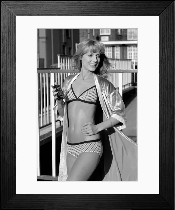 Framed Print : Mark and Spencer fashion. January 1975 75-00278-012
