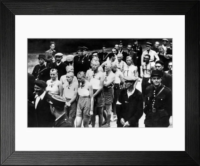 Framed Print : World War II: French men and women, accused of collaborating with the Germans during Framed Print : World War II: French men and women, accused of collaborating with the Germans during