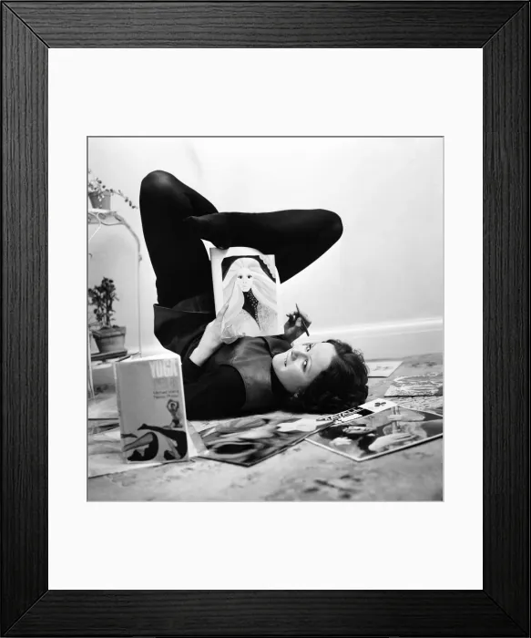 Framed Print : Model Judi Pimblett, of Hale, Cheshire has taken up yoga as a hobby Framed Print : Model Judi Pimblett, of Hale, Cheshire has taken up yoga as a hobby