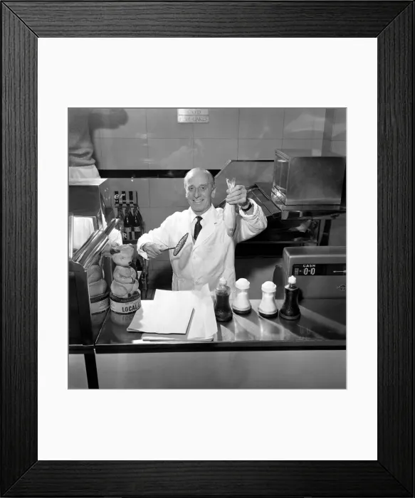 Framed Print : Mr. John Leeman in his fish and chip shop in Doncaster. November 1969 Z12152 Framed Print : Mr. John Leeman in his fish and chip shop in Doncaster. November 1969 Z12152