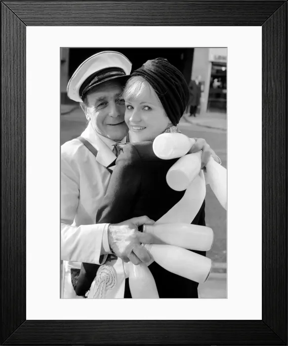 Framed Print : Eric Spencer: Personality Milkman For 1975'. January 1975 75-00382-003 Framed Print : Eric Spencer: Personality Milkman For 1975'. January 1975 75-00382-003