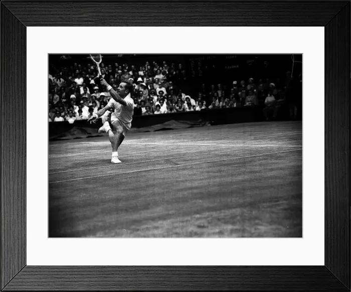 Framed Print : Rod Laver on the centre court at Wimbledon 1962 Championships Framed Print : Rod Laver on the centre court at Wimbledon 1962 Championships