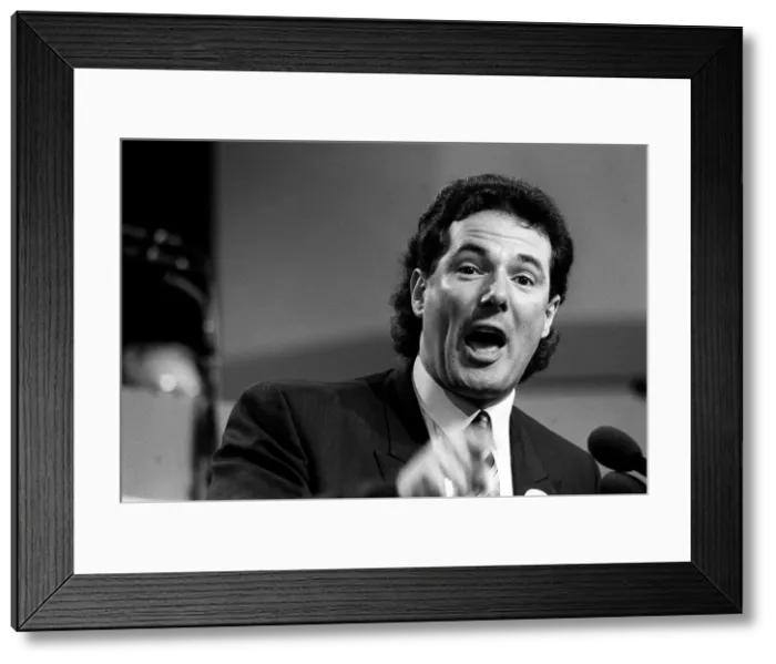 Framed Print : MP Derek Hatton speaking at a Labour party conference. October 1985 Framed Print : MP Derek Hatton speaking at a Labour party conference. October 1985